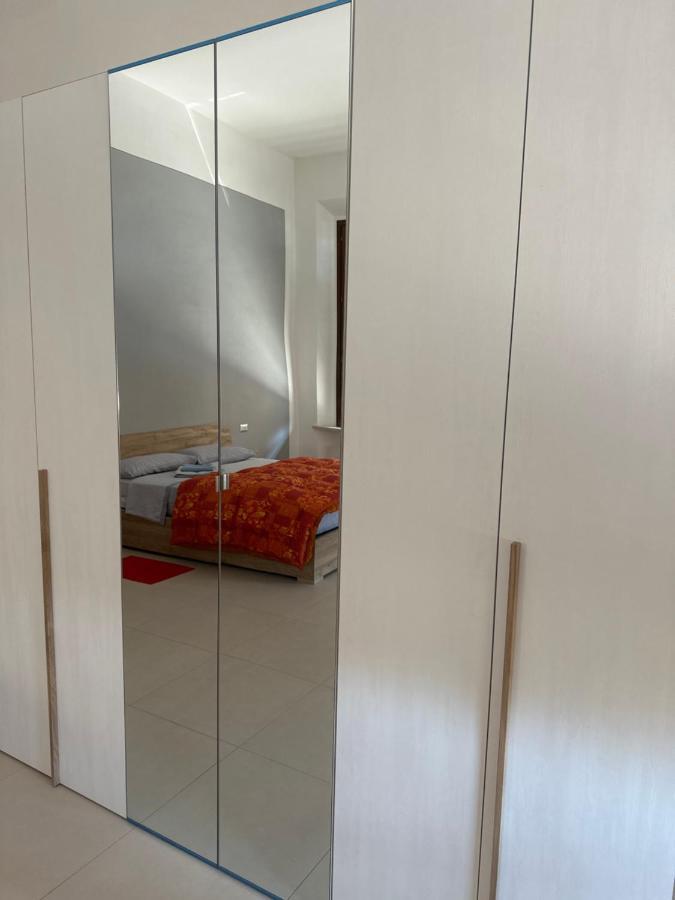 Ferienwohnung Grande Stanza Matrimoniale In Palazzo Signorile Mirandola Exterior foto